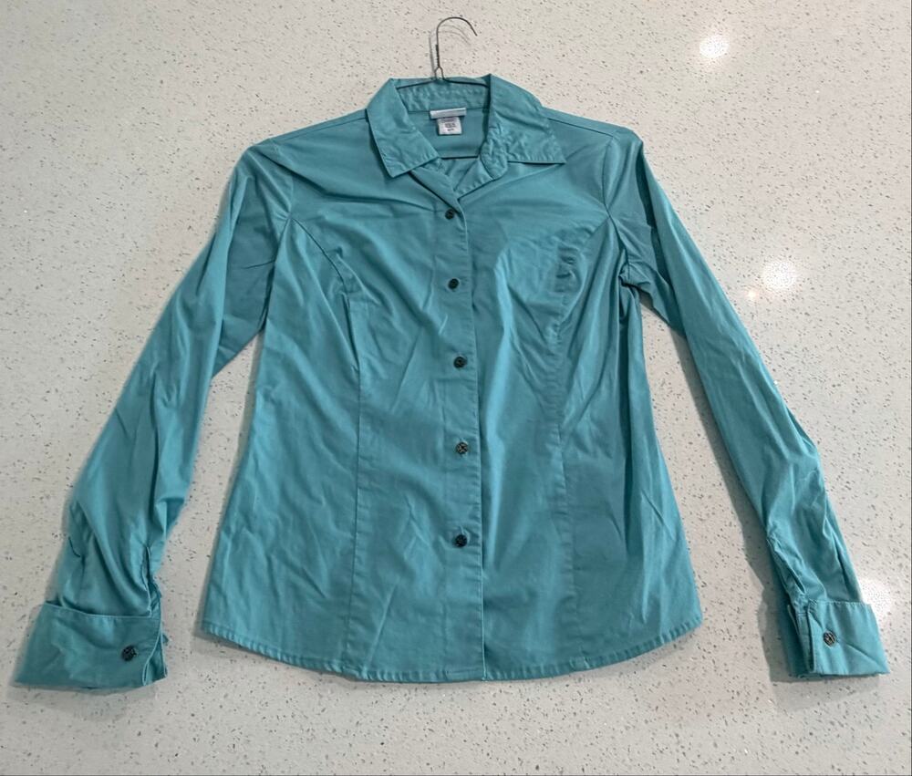 Jaclyn Smith Shirt Women Sz Small Green Plaid Button Up Collared Long Sleeve